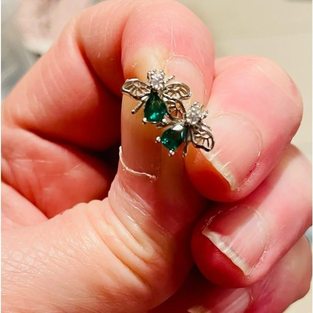 🌟HP X 3🌟 GREEN BUMBLEBEE Cubic Zirconia S925 Sterling Silver Studded Earrings